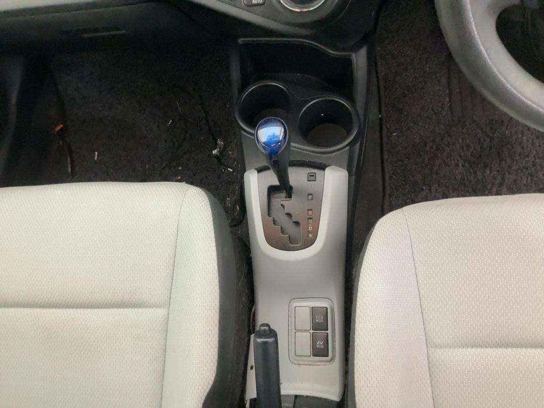 Photo '9' of Toyota Aqua