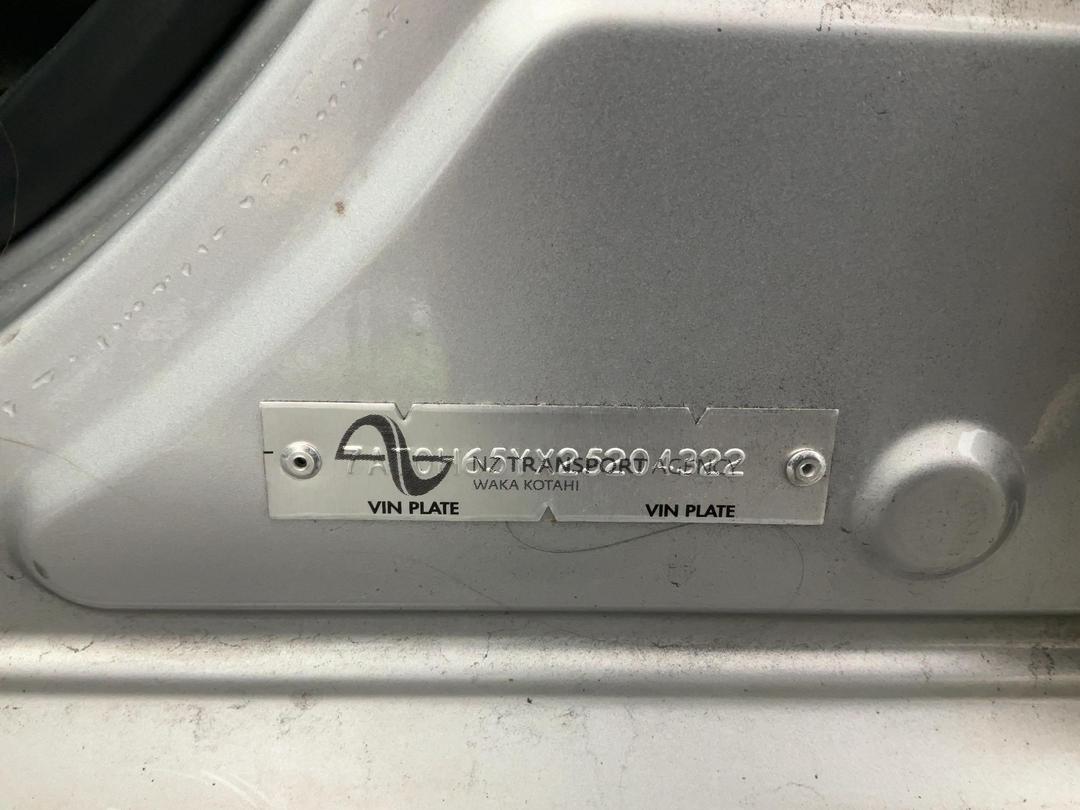 Photo '12' of Toyota Aqua