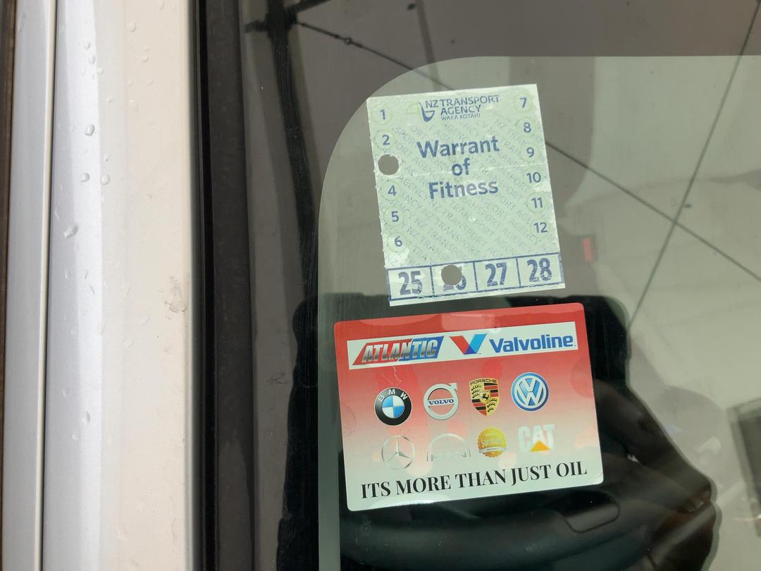 Photo '14' of Toyota Aqua