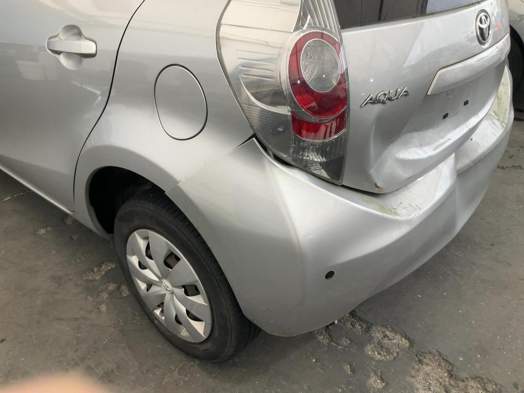 Photo '21' of Toyota Aqua