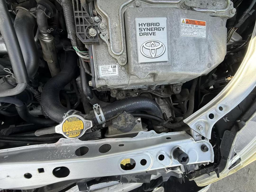 Photo '19' of Toyota Aqua