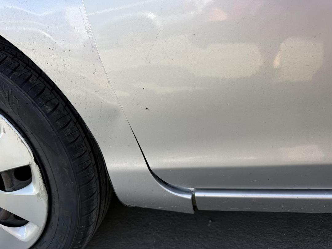 Photo '21' of Toyota Aqua