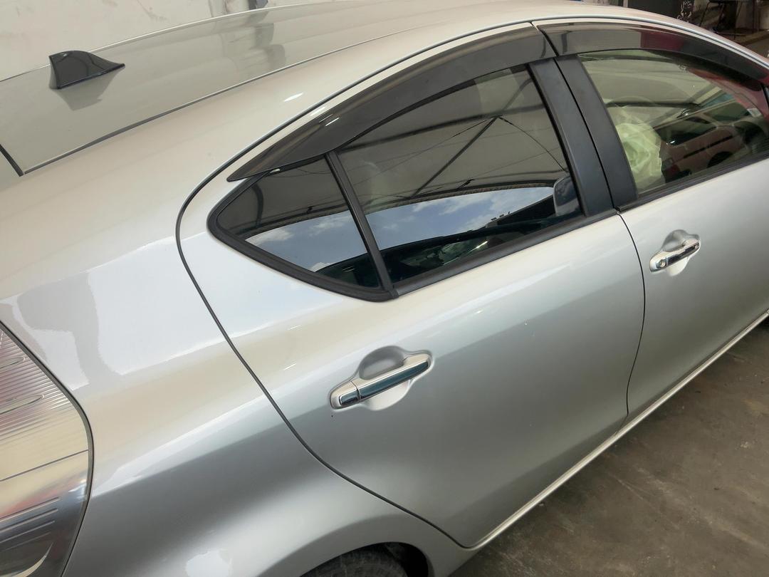 Photo '16' of Toyota Aqua Hybrid