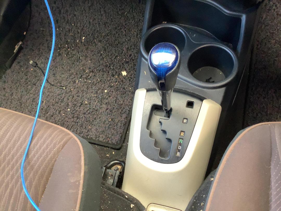 Photo '14' of Toyota Aqua