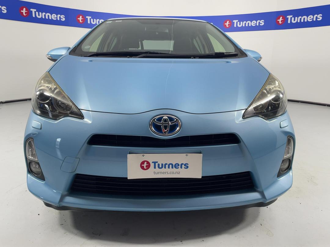 Photo '2' of Toyota Aqua