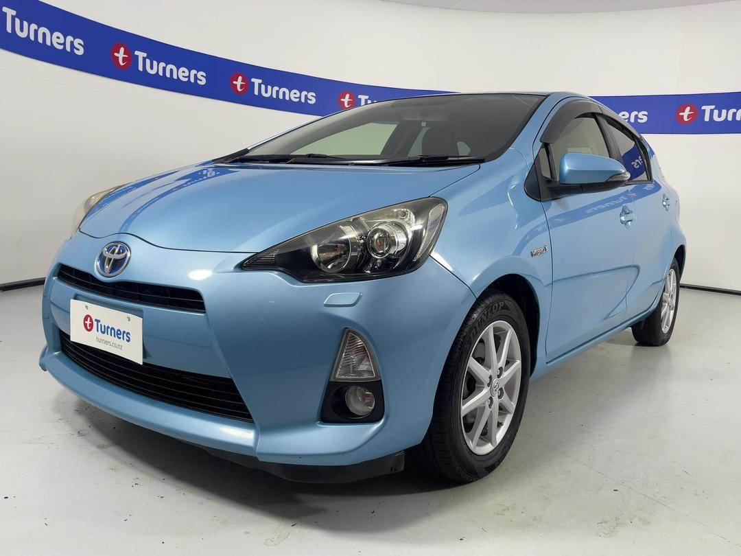 Photo '4' of Toyota Aqua
