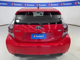 Photo '6' of Toyota Aqua