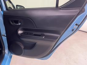 Photo '19' of Toyota Aqua