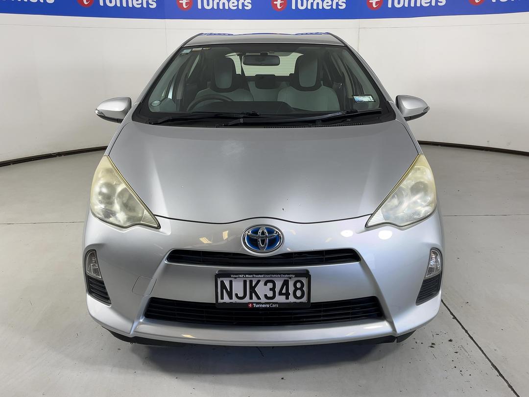 Photo '2' of Toyota Aqua