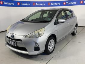 Photo '4' of Toyota Aqua