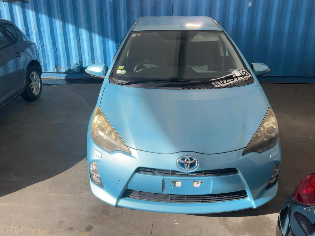 Photo '4' of Toyota Aqua Photo '4' of Toyota Aqua