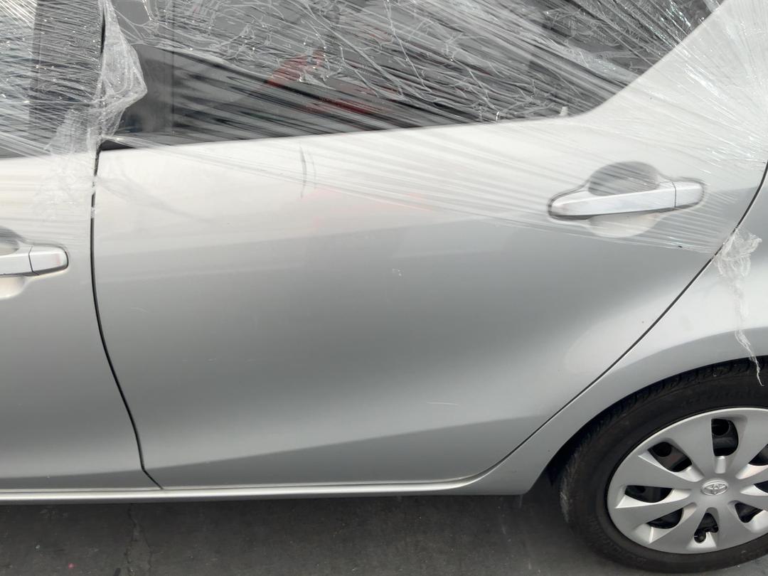 Photo '9' of Toyota Aqua Photo '9' of Toyota Aqua