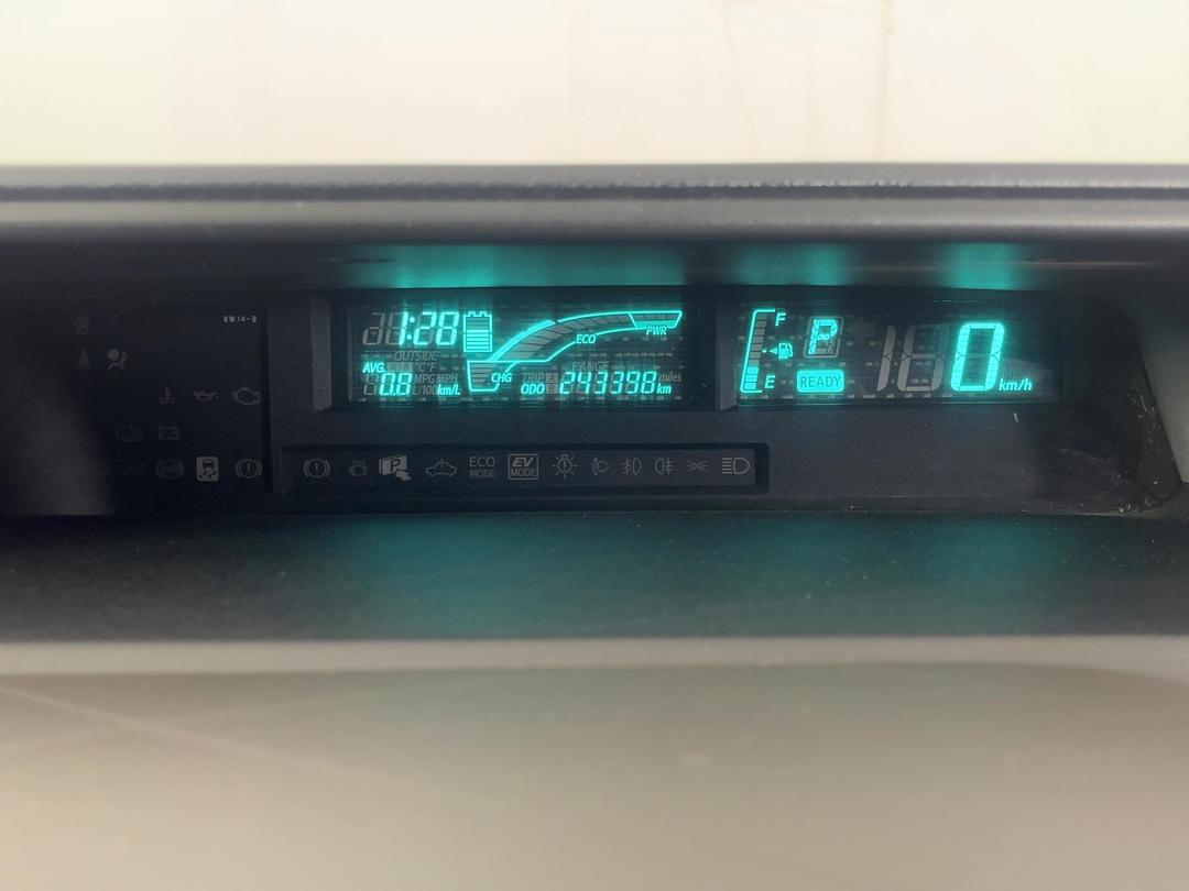 Photo '21' of Toyota Aqua