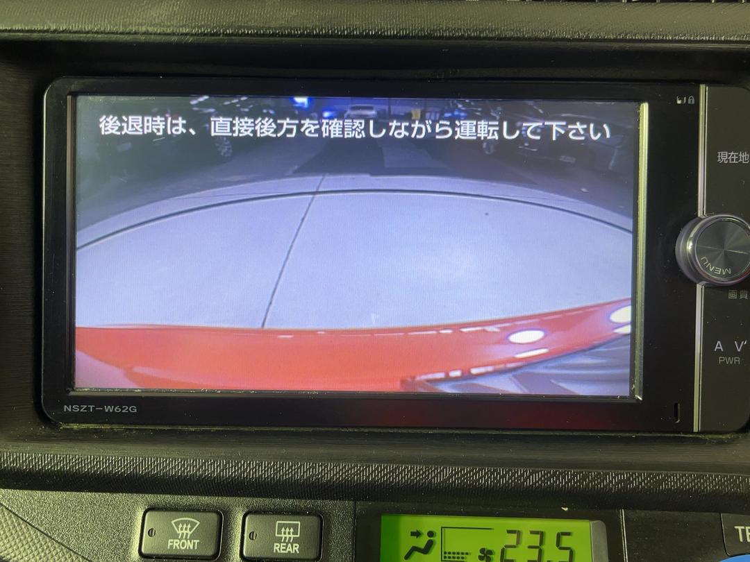 Photo '25' of Toyota Aqua