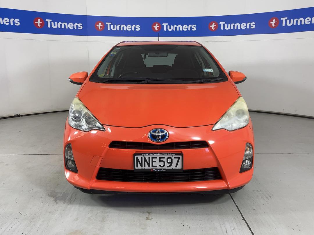 Photo '2' of Toyota Aqua