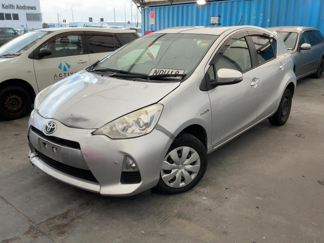 Photo '5' of Toyota Aqua