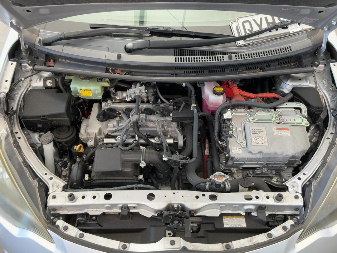 Photo '21' of Toyota Aqua