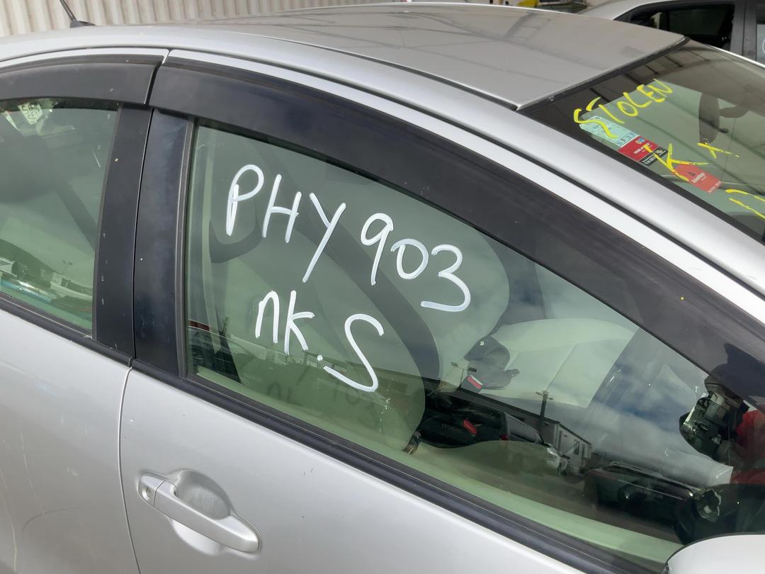 Photo '28' of Toyota Aqua Photo '28' of Toyota Aqua