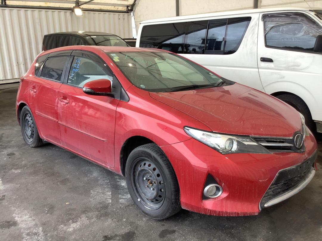 Photo '2' of Toyota Auris