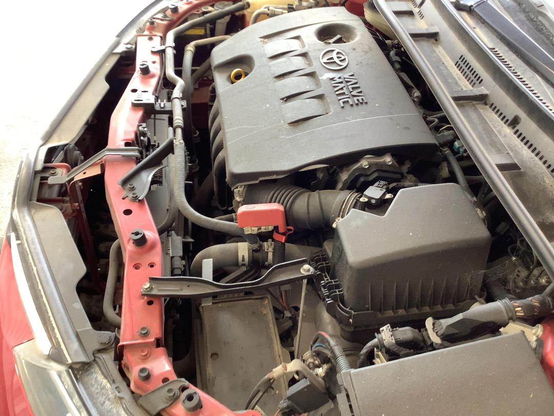 Photo '12' of Toyota Auris