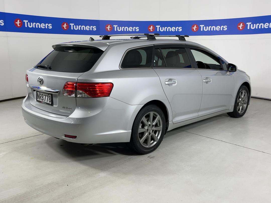 Photo '7' of Toyota Avensis