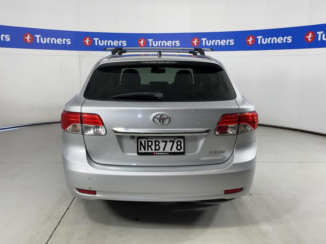 Photo '6' of Toyota Avensis
