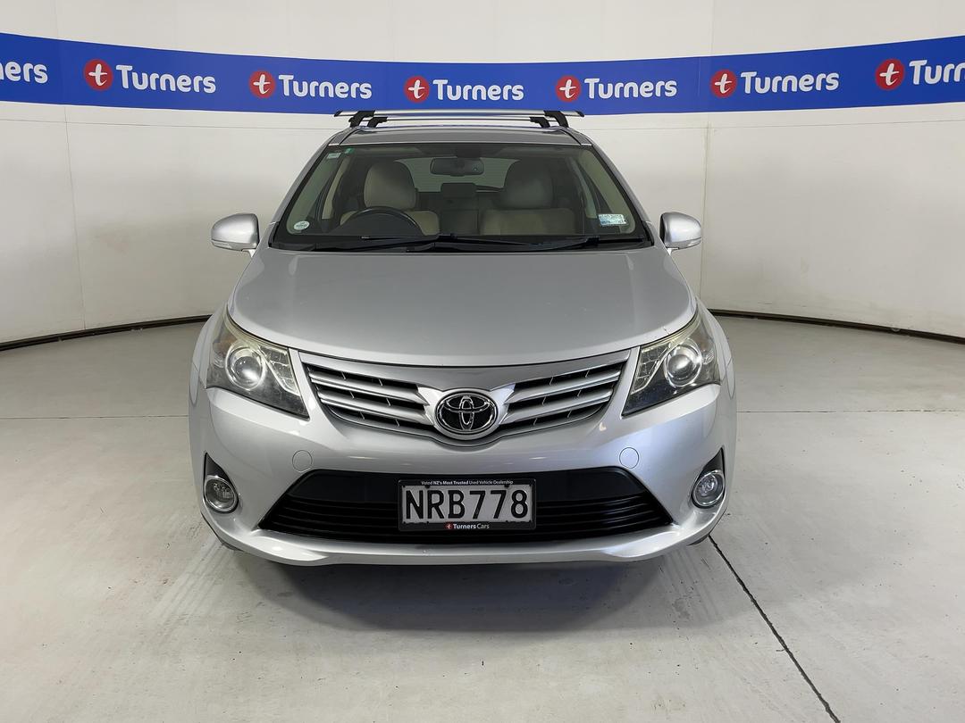 Photo '2' of Toyota Avensis