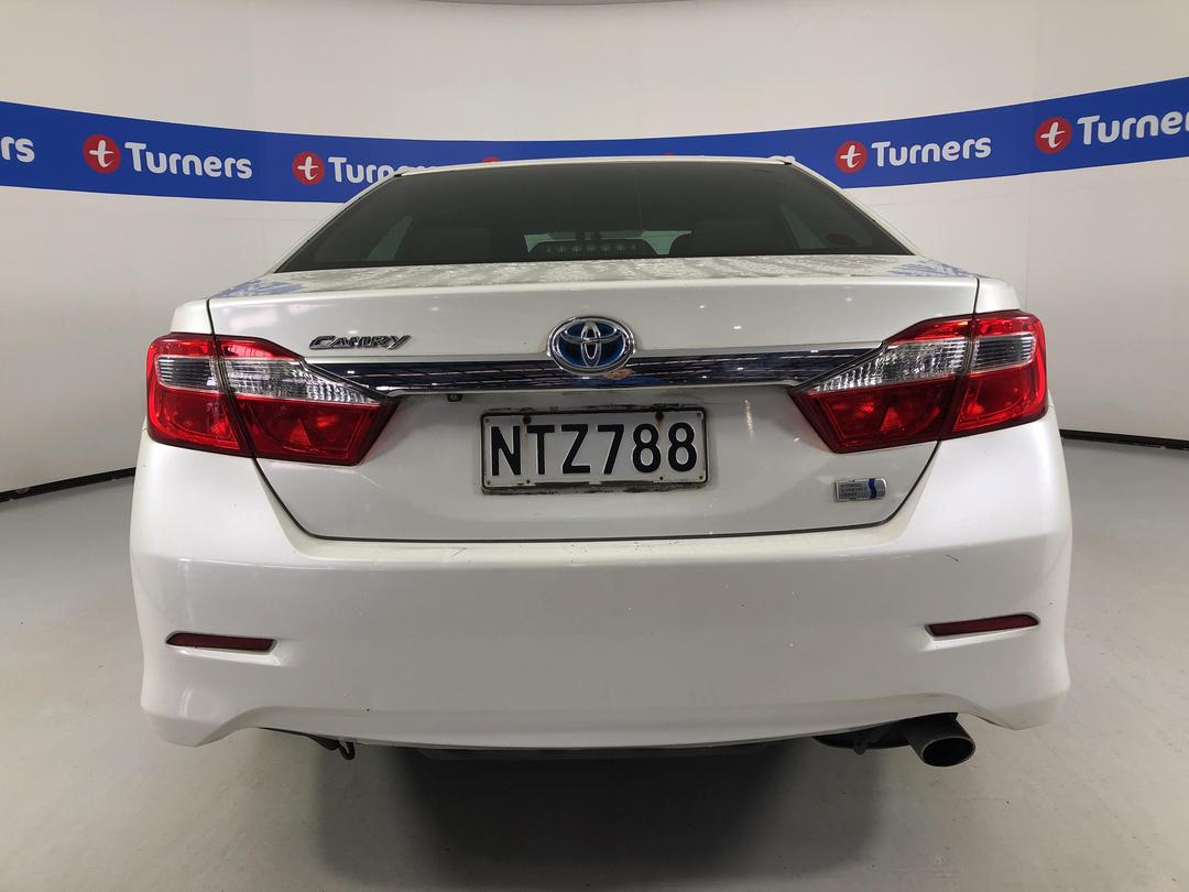 Photo '6' of Toyota Camry