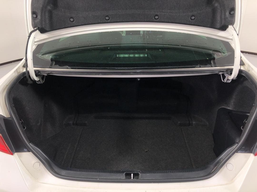 Photo '14' of Toyota Camry