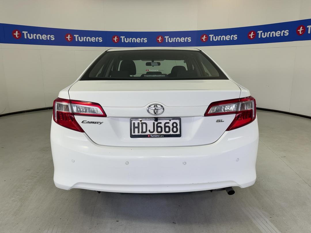 Photo '5' of Toyota Camry GL Photo '5' of Toyota Camry GL