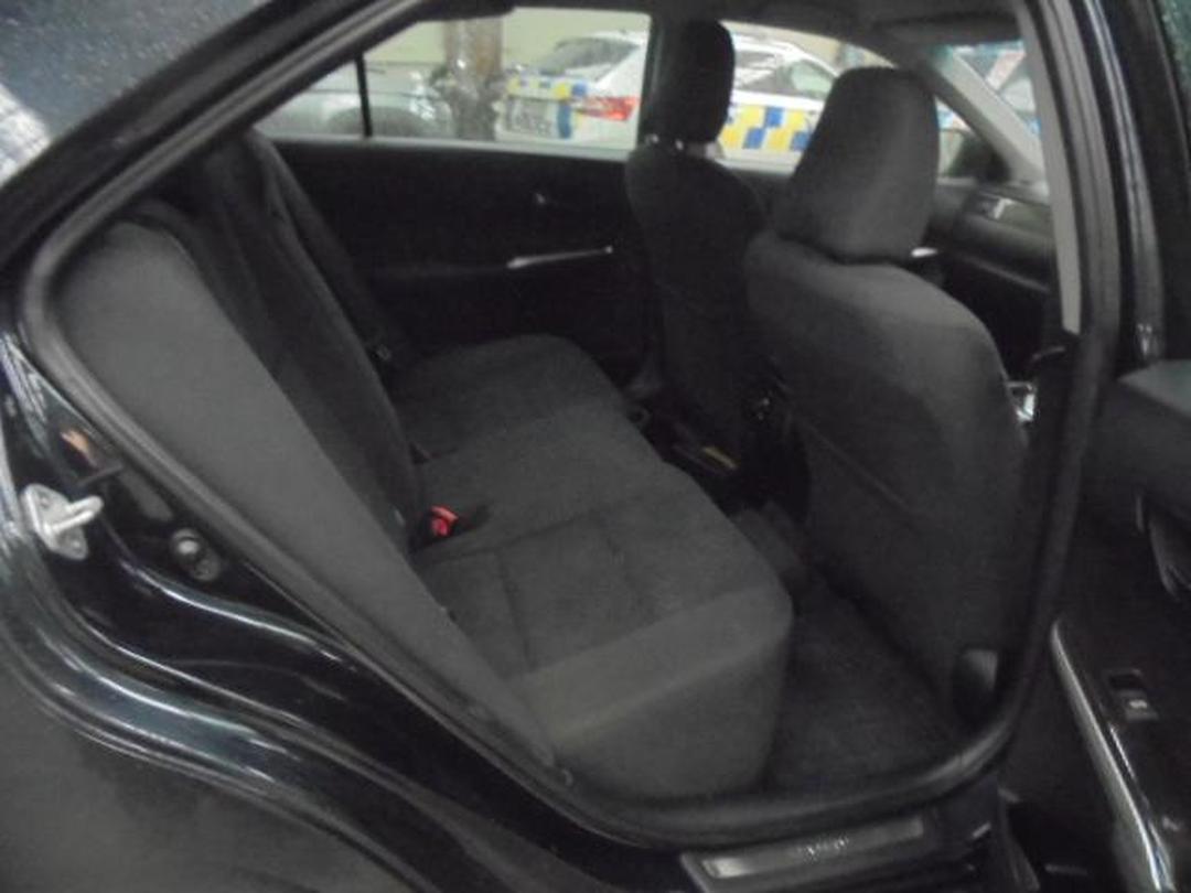 Photo '8' of Toyota Camry