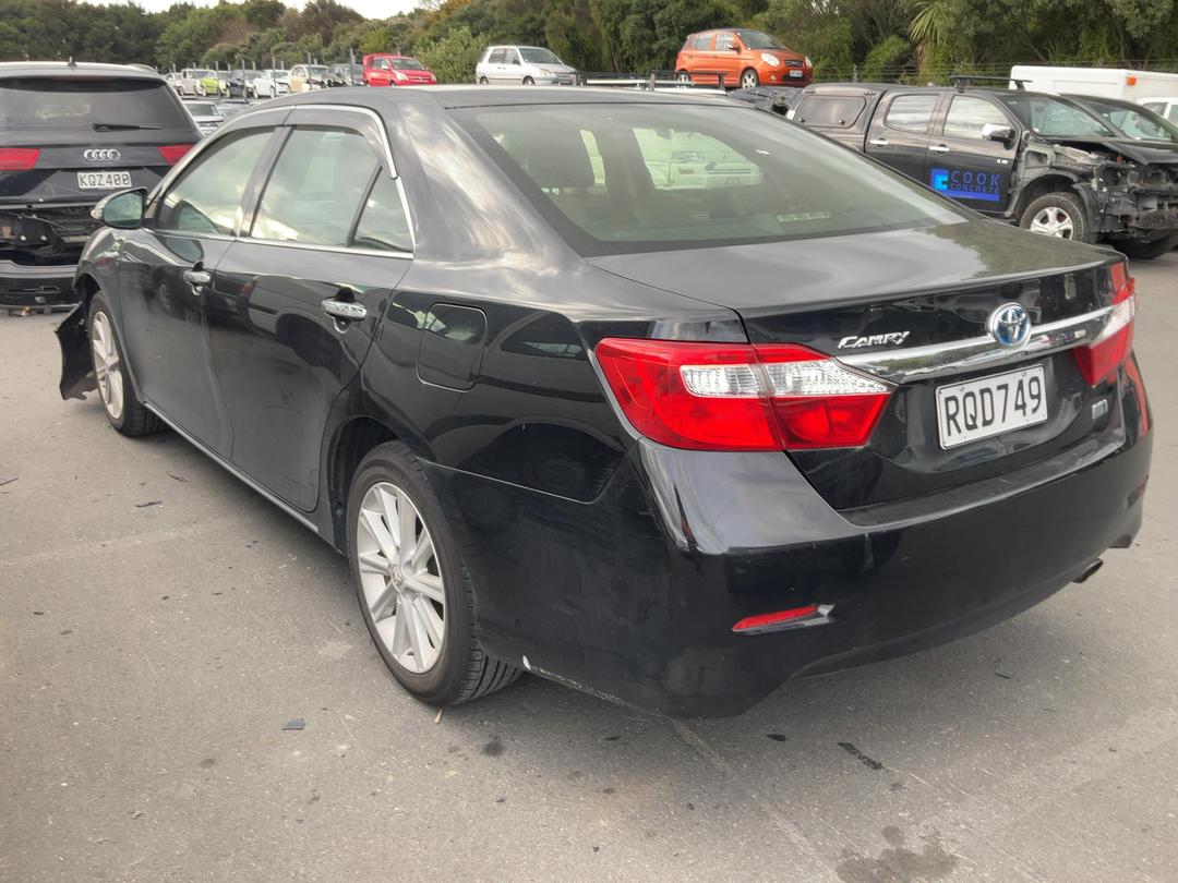 Photo '3' of Toyota Camry Photo '3' of Toyota Camry