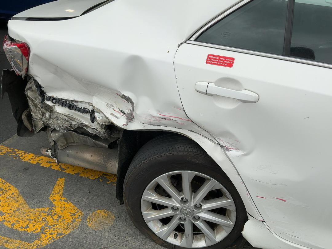 Photo '7' of Toyota Camry E Photo '7' of Toyota Camry E