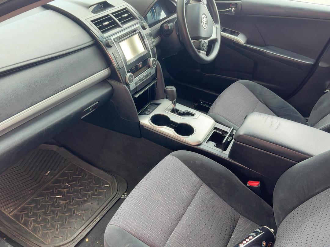 Photo '22' of Toyota Camry E Photo '22' of Toyota Camry E