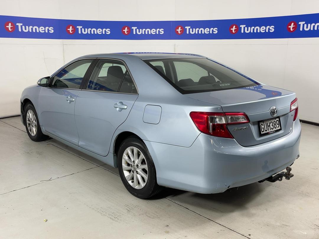 Photo '5' of Toyota Camry