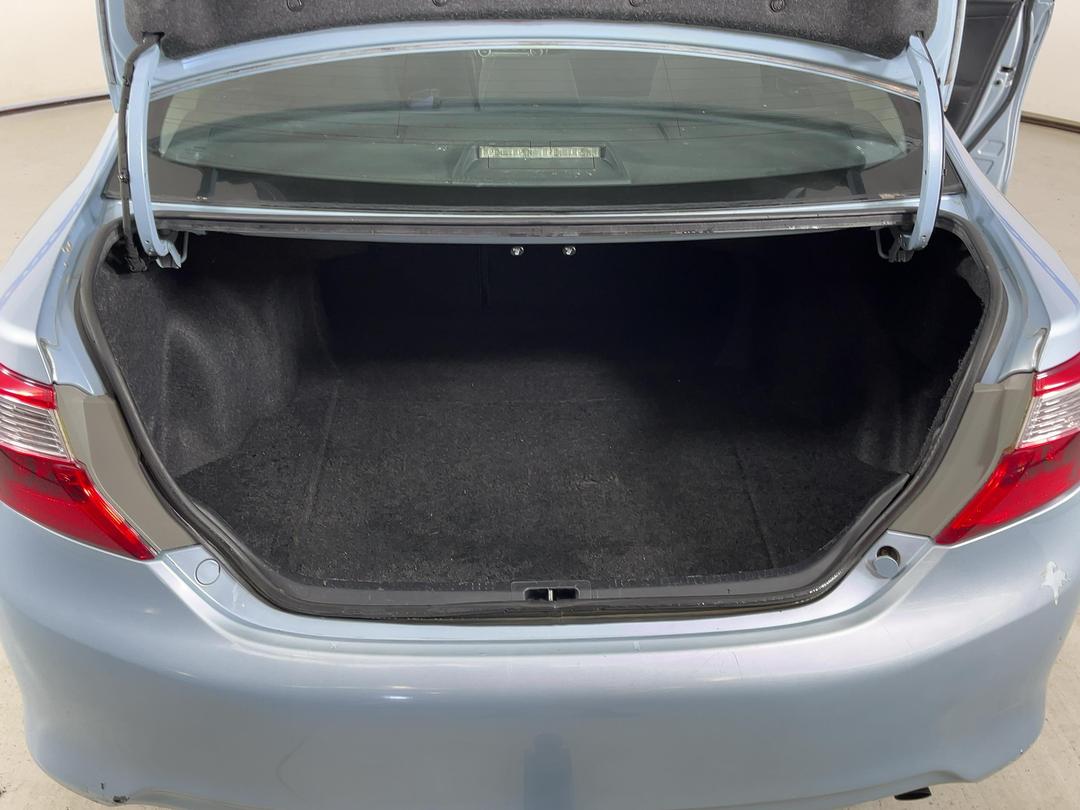 Photo '14' of Toyota Camry