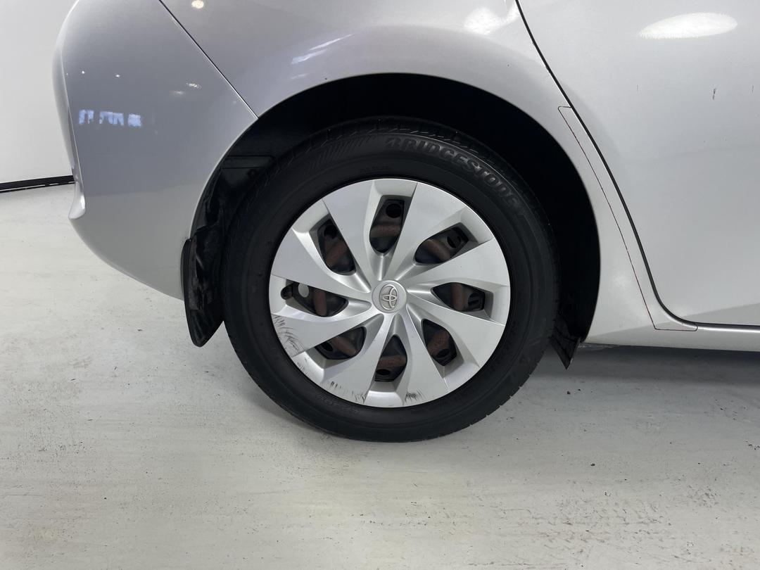 Photo '12' of Toyota Corolla