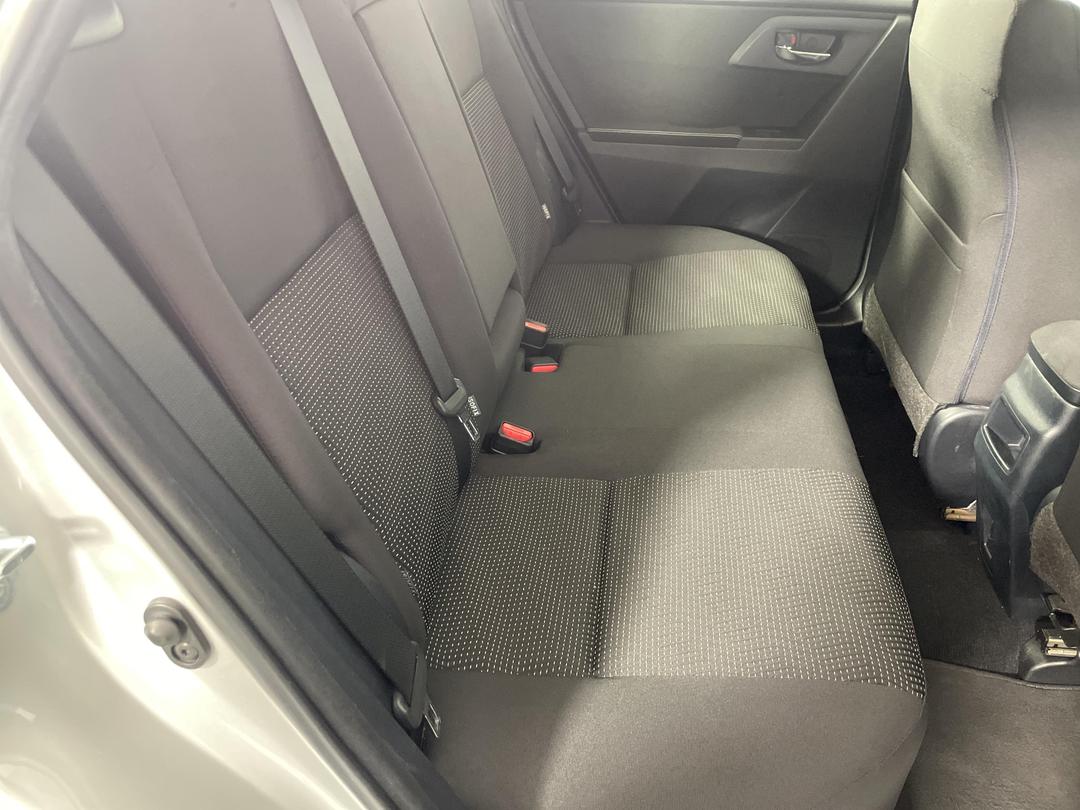 Photo '20' of Toyota Corolla