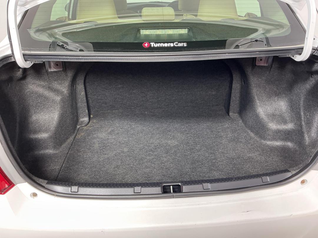 Photo '14' of Toyota Corolla