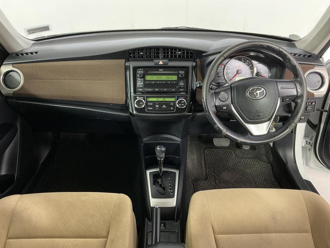 Photo '17' of Toyota Corolla