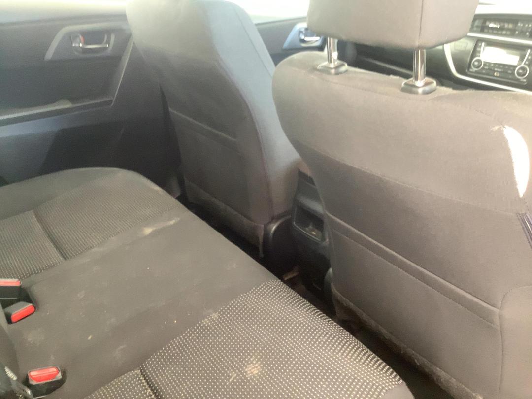 Photo '7' of Toyota Corolla GX