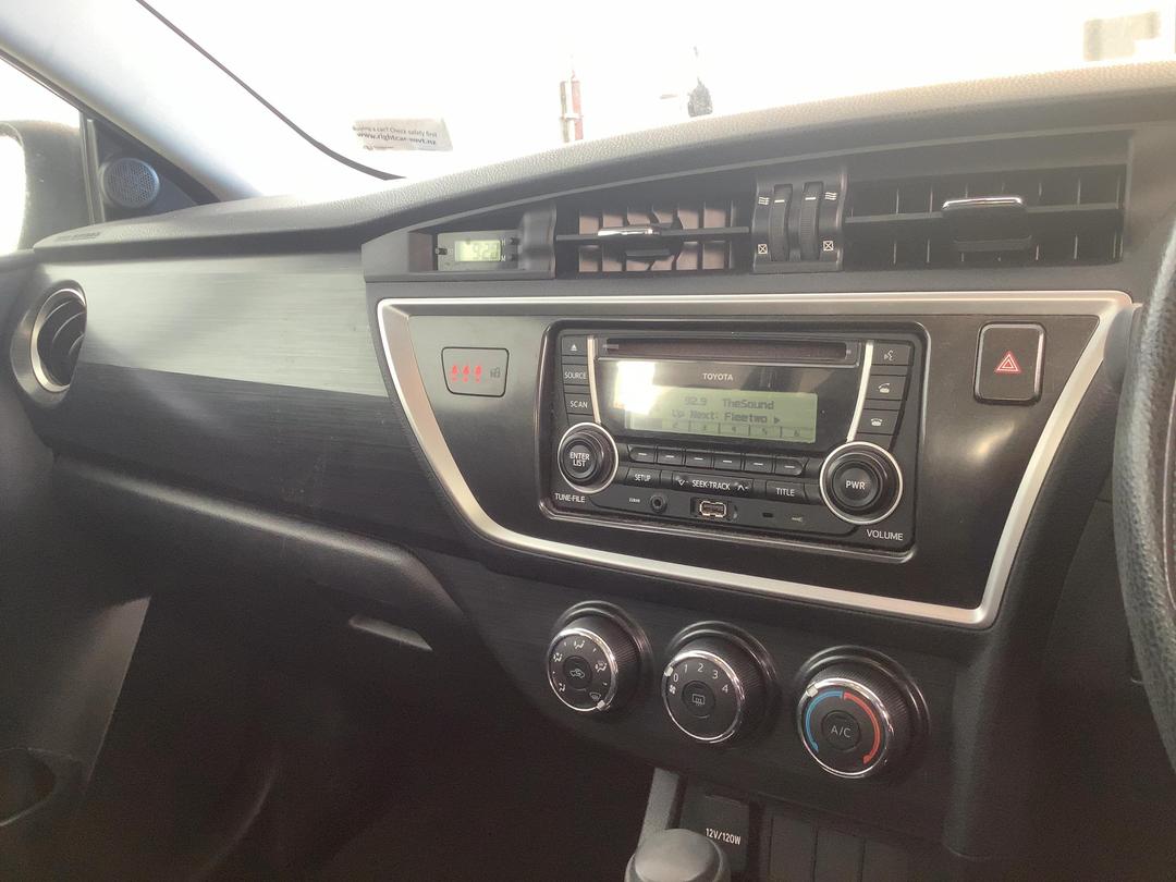 Photo '15' of Toyota Corolla GX