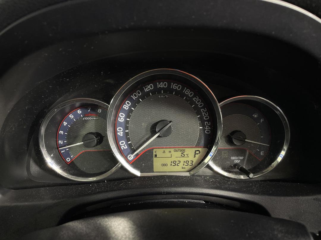 Photo '21' of Toyota Corolla