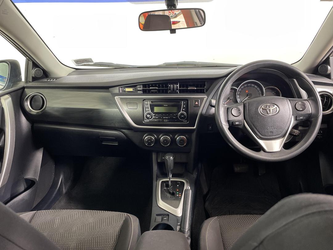 Photo '17' of Toyota Corolla