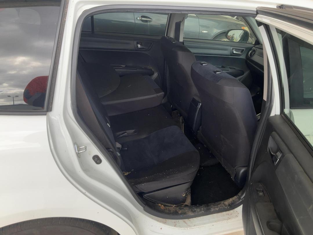 Photo '8' of Toyota Corolla Fielder Hybrid