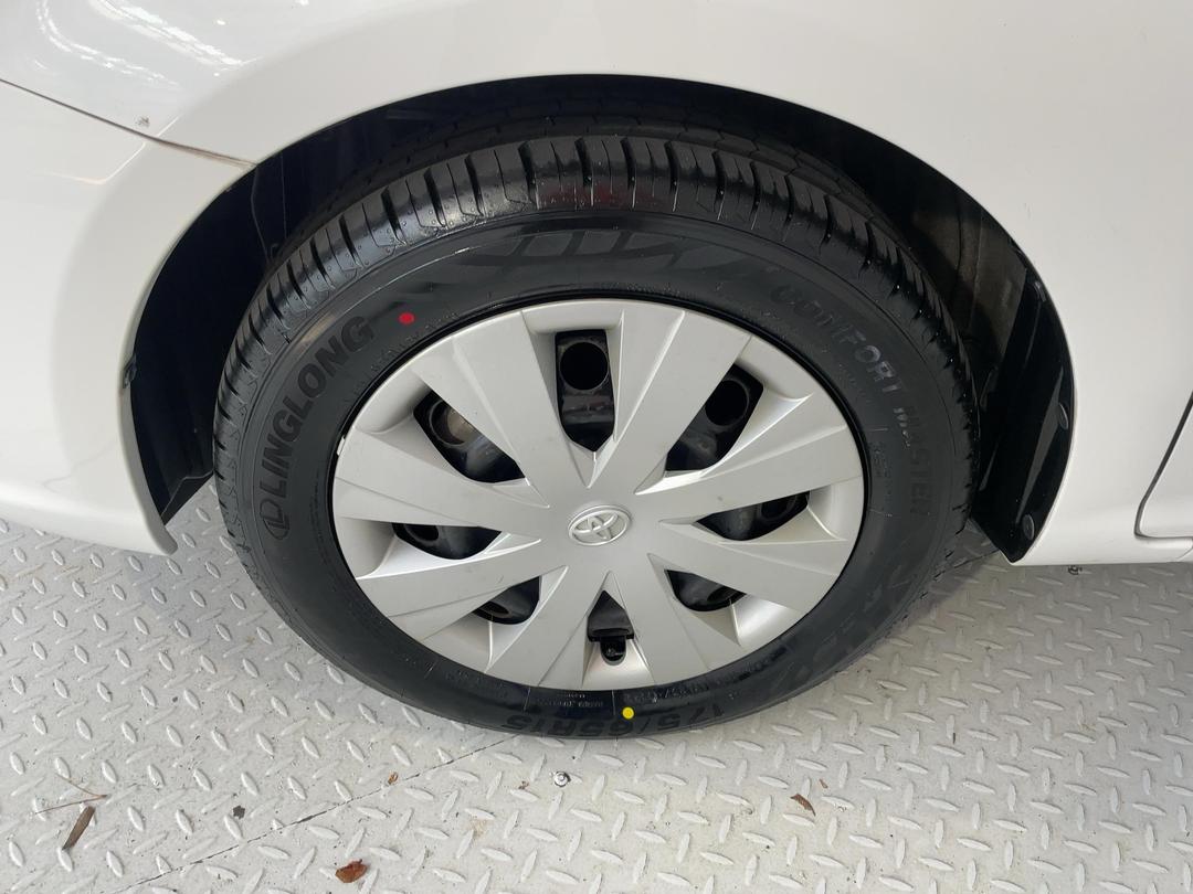 Photo '10' of Toyota Corolla