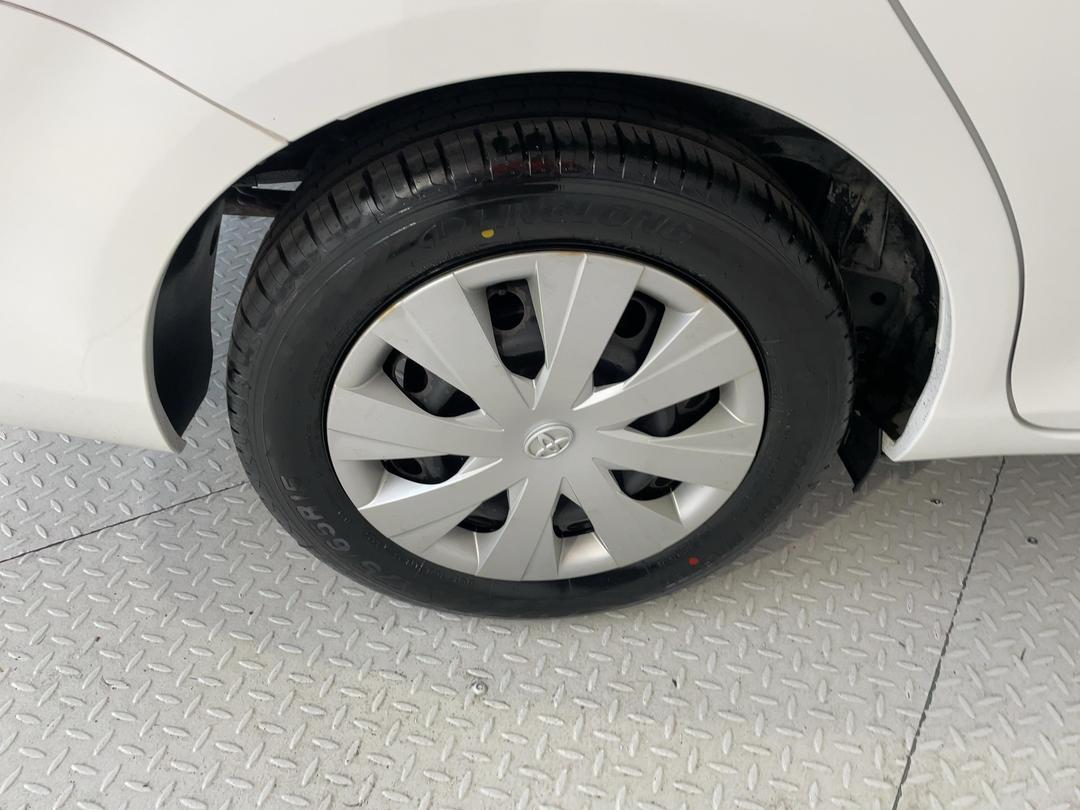 Photo '12' of Toyota Corolla