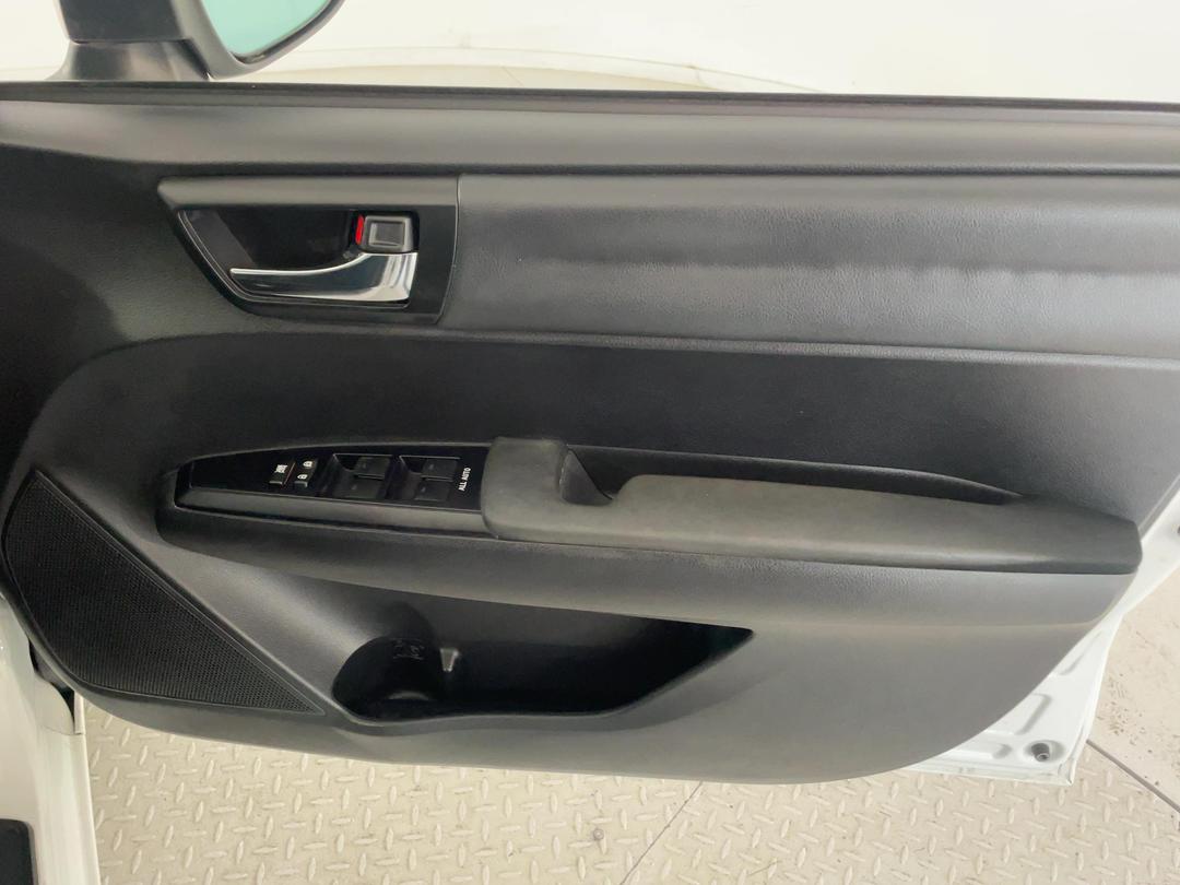 Photo '15' of Toyota Corolla