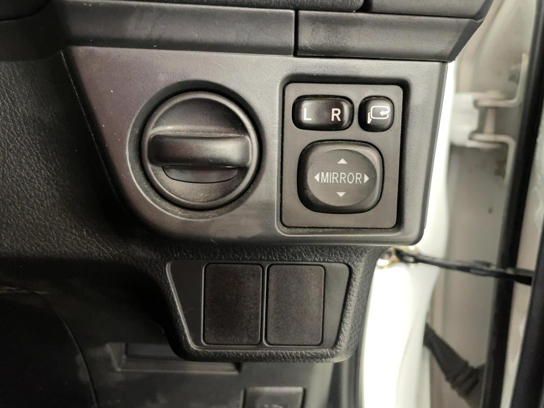 Photo '25' of Toyota Corolla