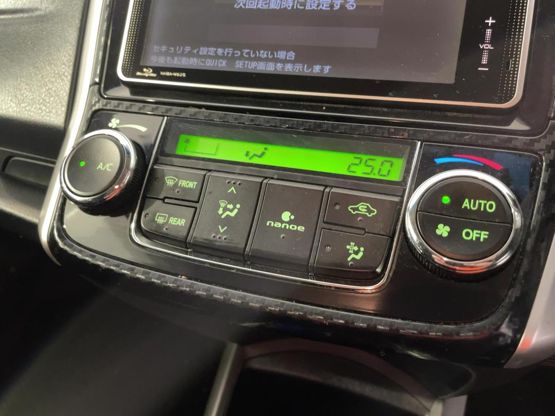 Photo '31' of Toyota Corolla